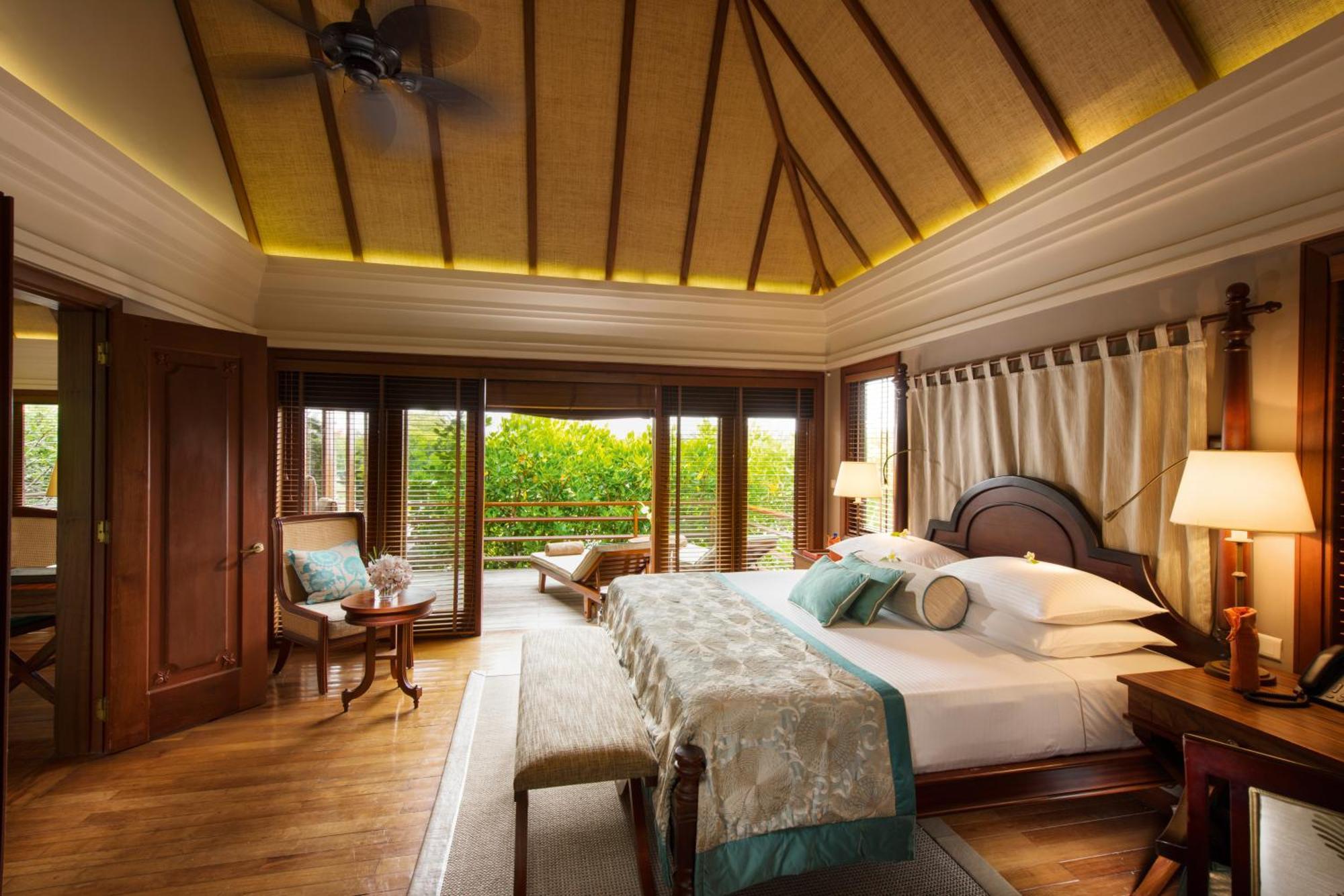 Constance Prince Maurice Poste de Flacq Eksteriør billede A bedroom at the resort